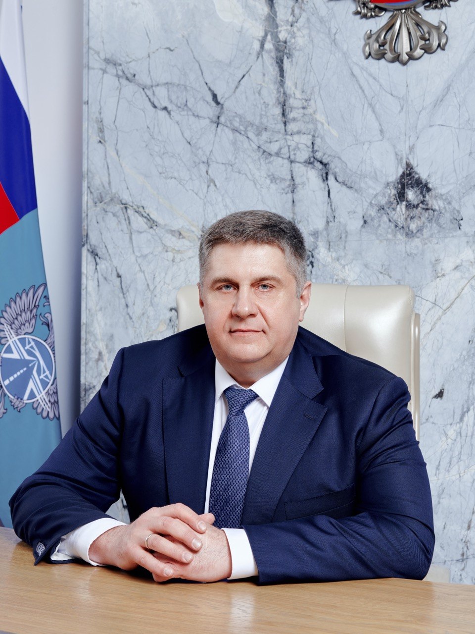Новиков